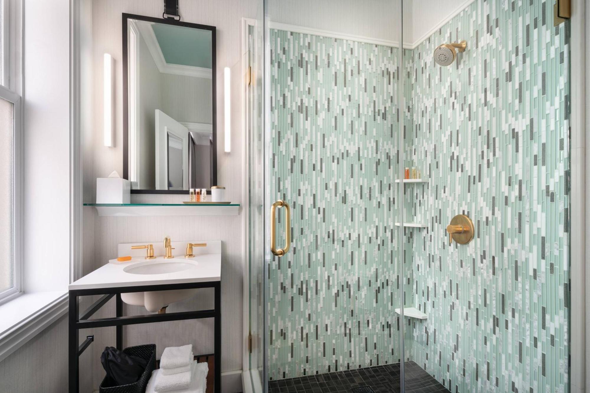 Courtyard By Marriott San Francisco Downtown/Van Ness Ave Екстериор снимка
