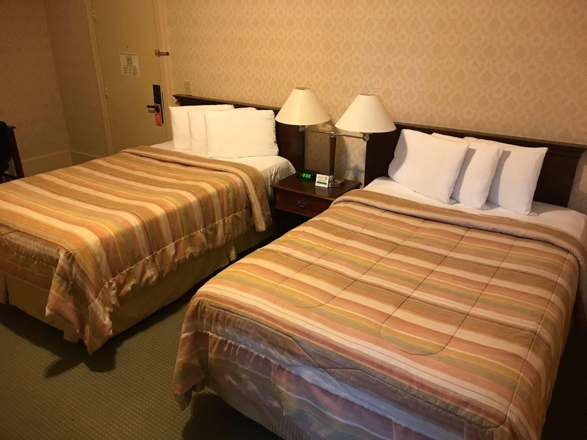 Courtyard By Marriott San Francisco Downtown/Van Ness Ave Екстериор снимка