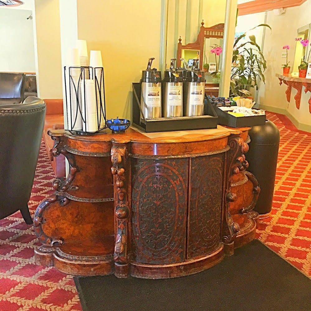Courtyard By Marriott San Francisco Downtown/Van Ness Ave Екстериор снимка